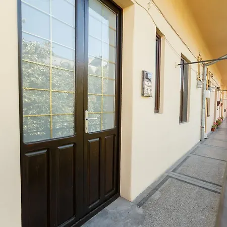 Apartment Lux Apartament Petru Maior
