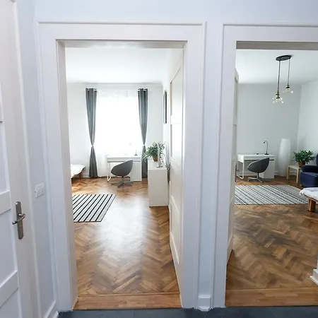 Apartment Lux Apartament Petru Maior *